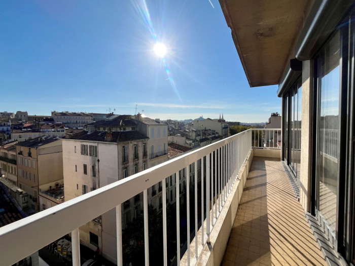 vente-appartement-Marseille-13001-3