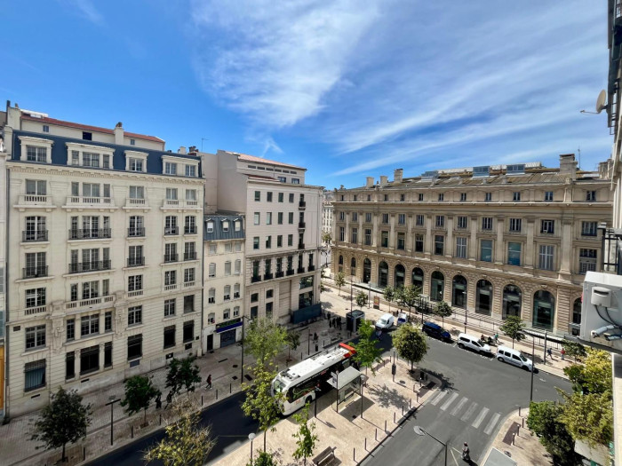 vente-appartement-Marseille-13001-2