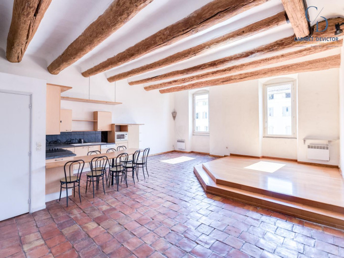 vente-appartement-Marseille-13001-3
