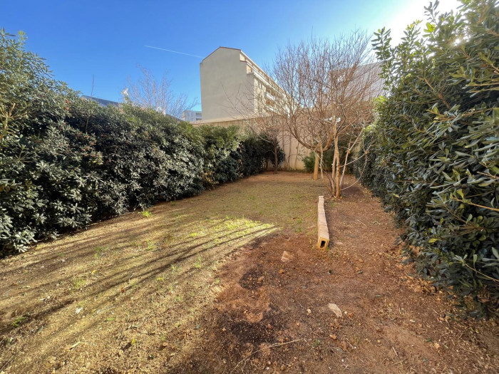 location-appartement-Marseille-13008-2