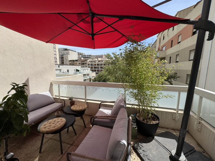 vente-appartement-Marseille-13008-3