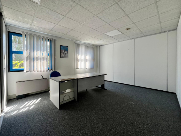 vente-bureaux-La-Garde-83130-8