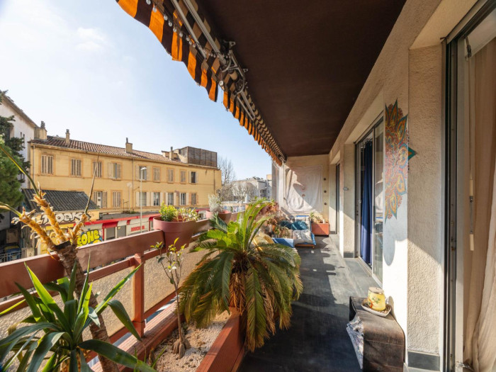 vente-appartement-Marseille-13005-3