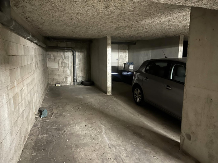location-parking-box-Marseille-13005-1