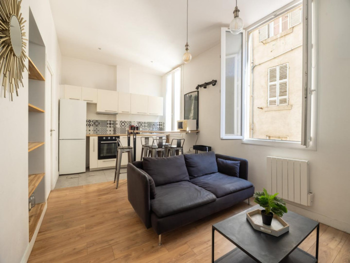 vente-appartement-Marseille-13001-4