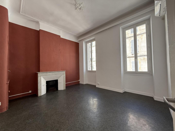 location-appartement-Marseille-13006-2