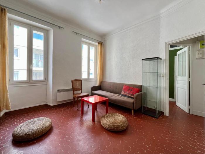 vente-appartement-Marseille-13006-2